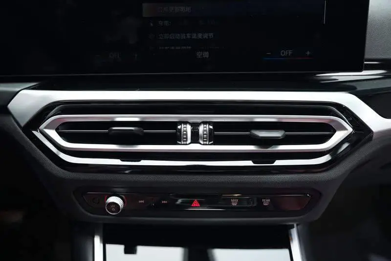 BMW i3 2022 eDrive 35 L — 16