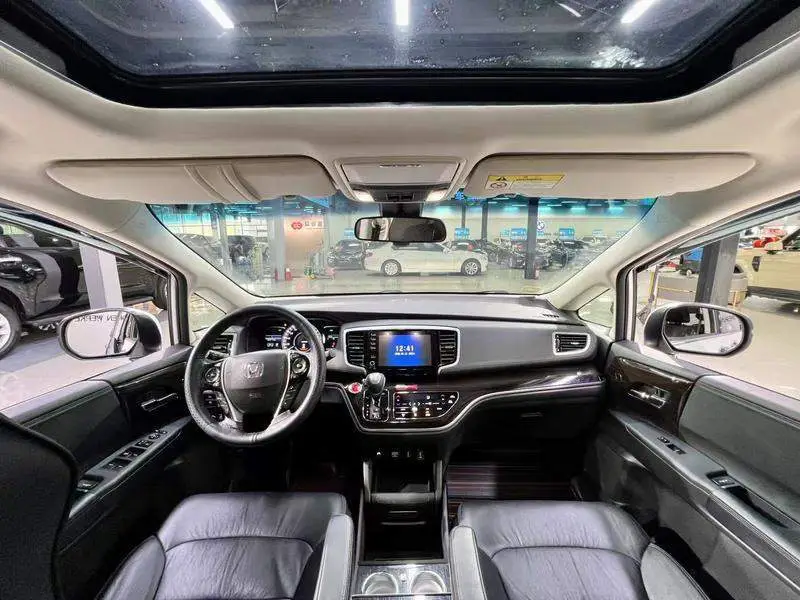 Odyssey 2019 2.0L Rui Premium Edition — 8