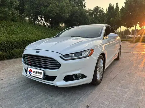 Mondeo 2013 2.0L GTDi200 Fashion Model