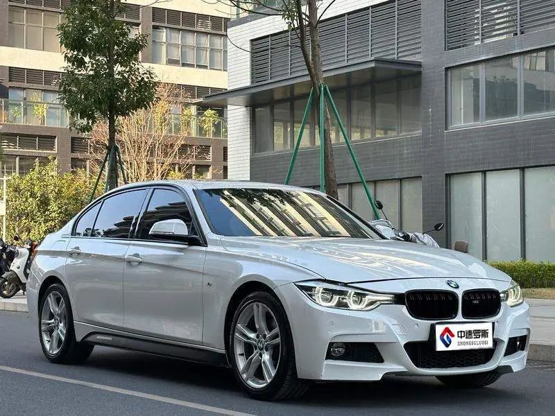 BMW 3 Series 2018 320Li Fashion Edition — 3