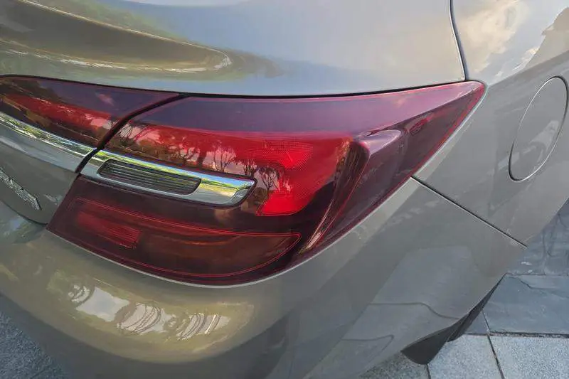 Regal 2015 1.6T Elite Technology Edition — 12
