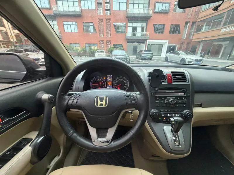 Honda CR-V 2010 2.4L Automatic 4WD Deluxe Edition — 7