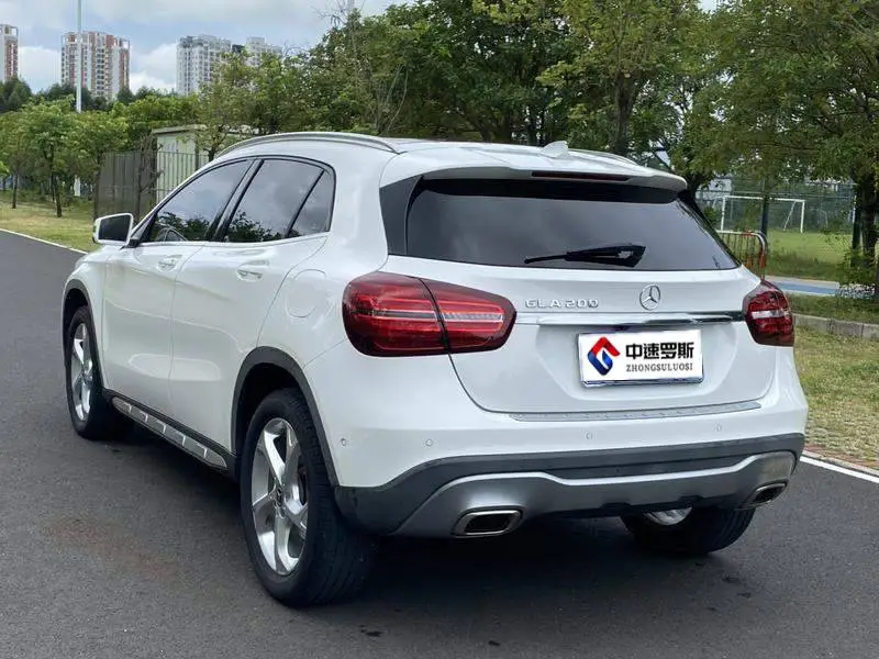 Mercedes-Benz GLA 2018 GLA 200 Dynamic — 5