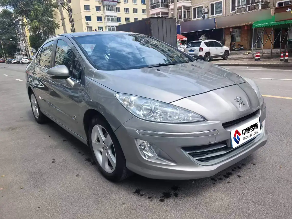 Peugeot 408 2013 2.0L Automatic Comfort Edition — 3
