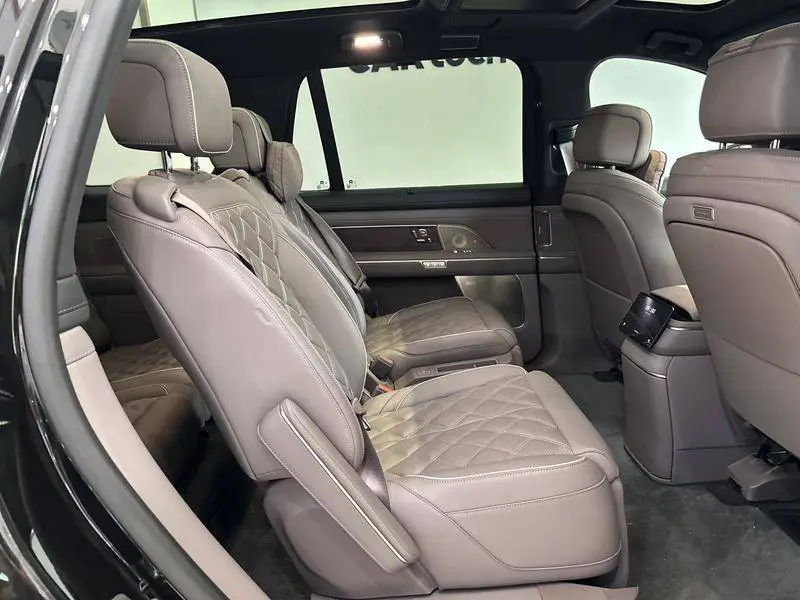 NIO ES8 2026 Six-Seat Executive Luxury Edition — 10