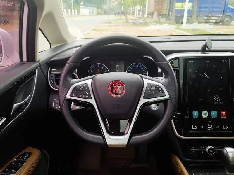 Song MAX 2018 1.5T Automatic Intelligent Connection Premium 6 Seaters — 20