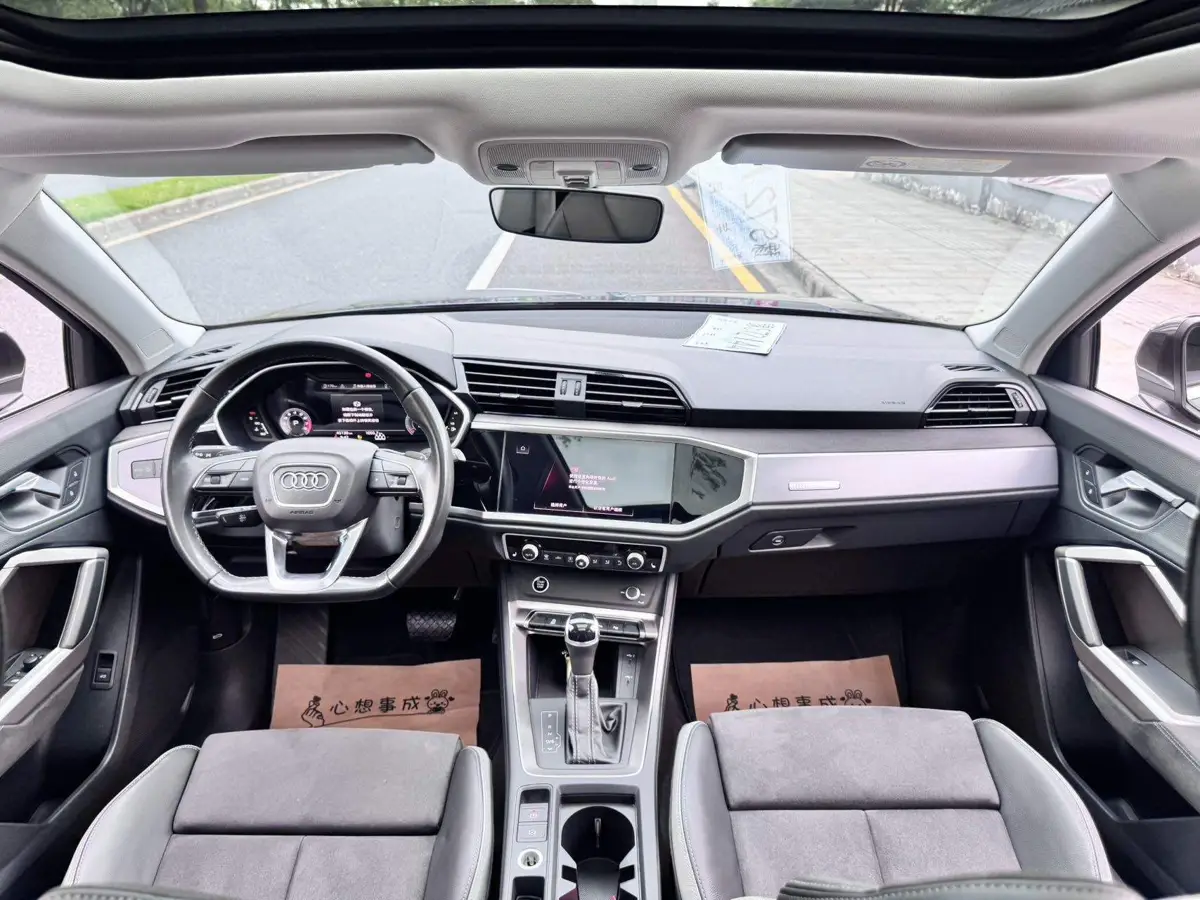 Audi Q3 2022 35 TFSI Stylish and Dynamic — 12