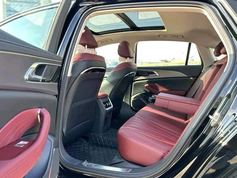 Hongqi H5 2023 2.0T Automatic Intelligent Connection Flagship Edition — 10