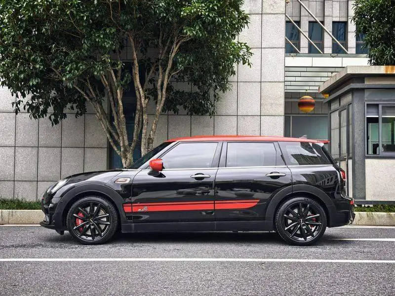MINI JCW CLUBMAN 2021 2.0T JOHN COOPER WORKS ALL-IN — 3