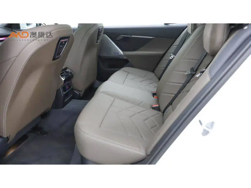BMW 5 Series 2024 530Li Leading Luxury Package — 8