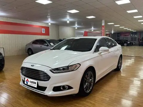 Mondeo 2013 2.0L GTDi240 luxury sports model