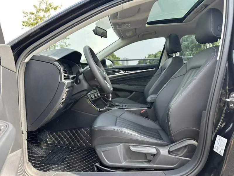 Passat 2023 280TSI Business Edition — 15