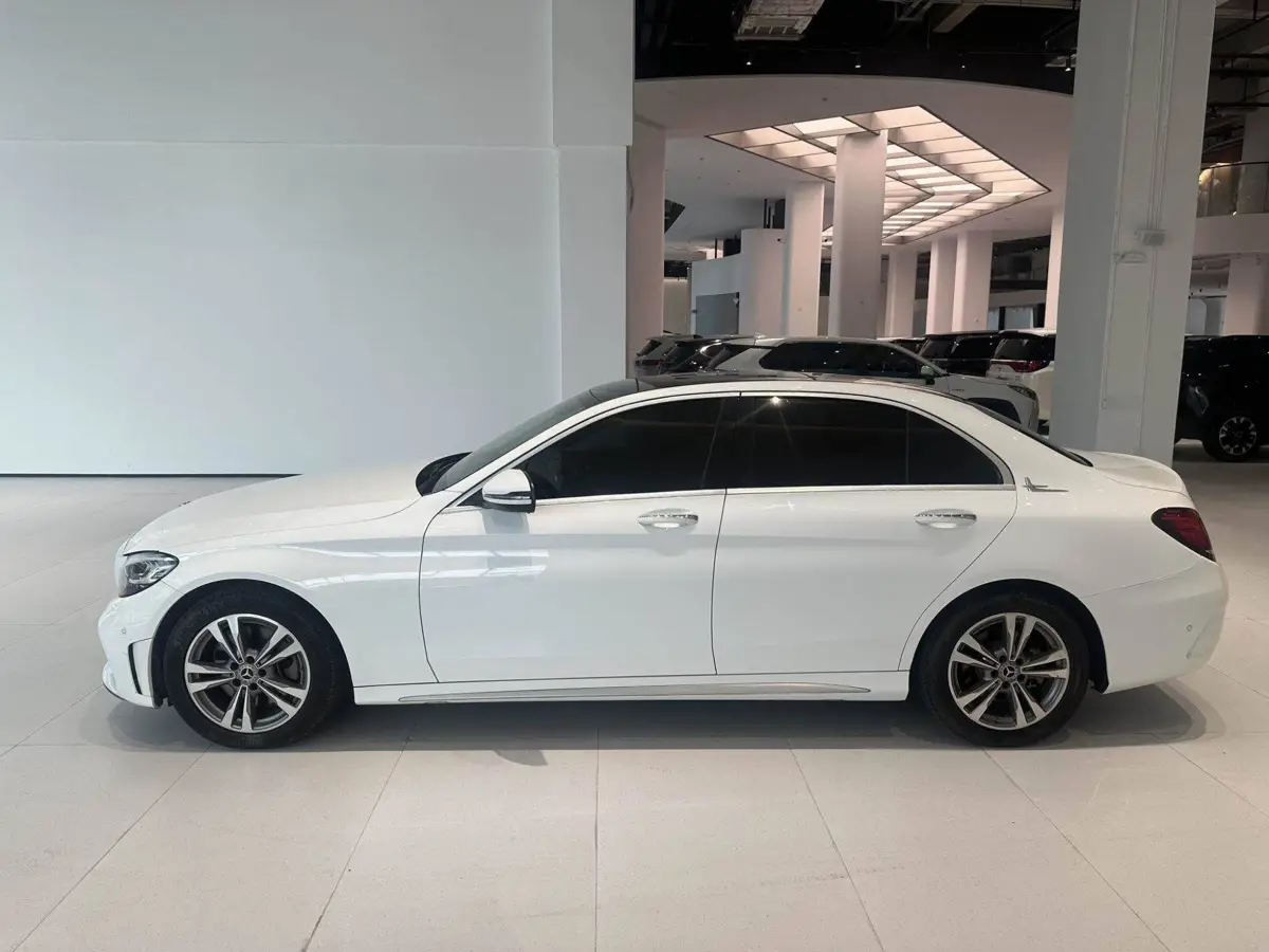 Mercedes-Benz C-Class 2021 C 200 L Fashion Sports Edition — 10