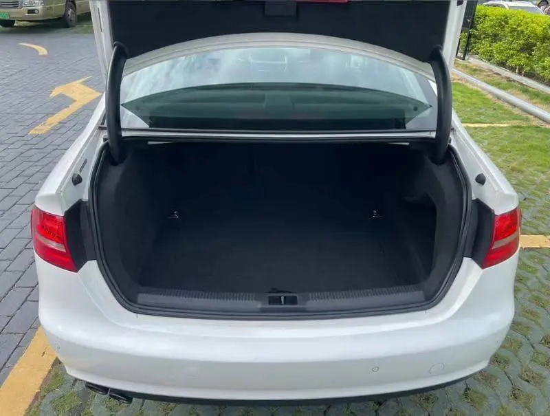 Audi A4L 2015 35 TFSI Automatic Comfort — 17