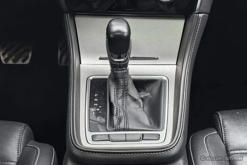 MG6 2018 20T Automatic Luxury Smart Link Edition National VI — 15
