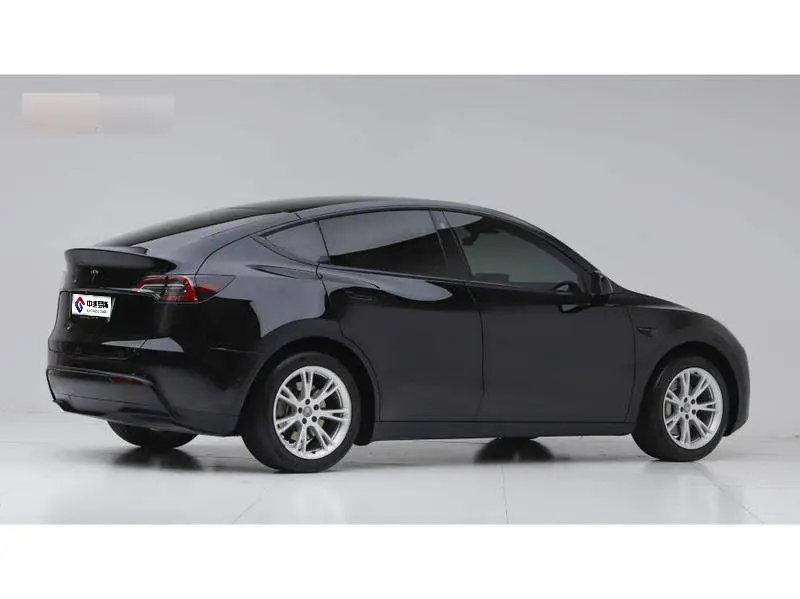 Model Y 2022 rear-wheel drive version — 4