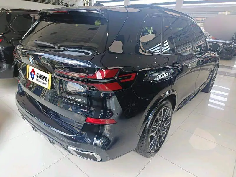 BMW X5 2023 xDrive 40Li M Sport Night Edition — 4
