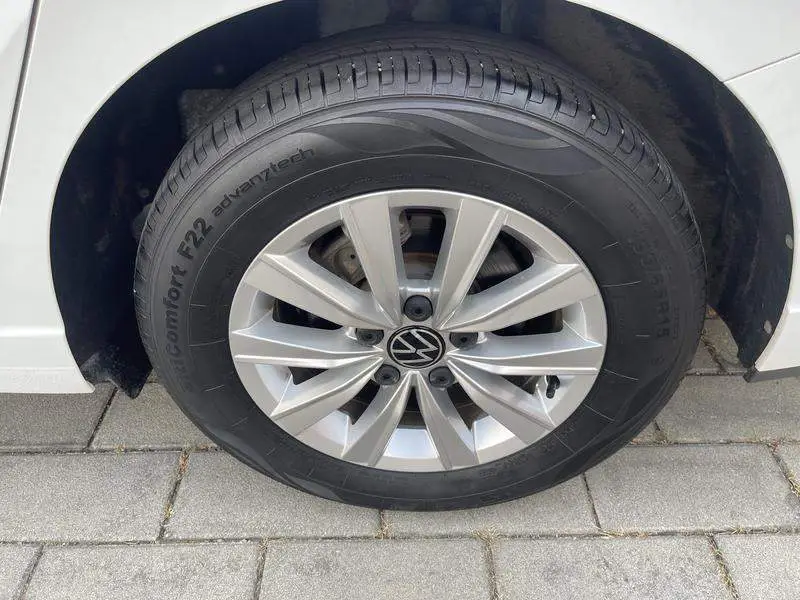 Lavida 2023 facelift 1.5L automatic Deyi version — 9
