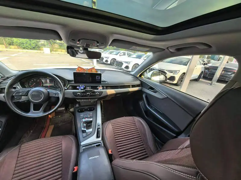 Audi A4L 2019 40 TFSI Progressive National VI — 12