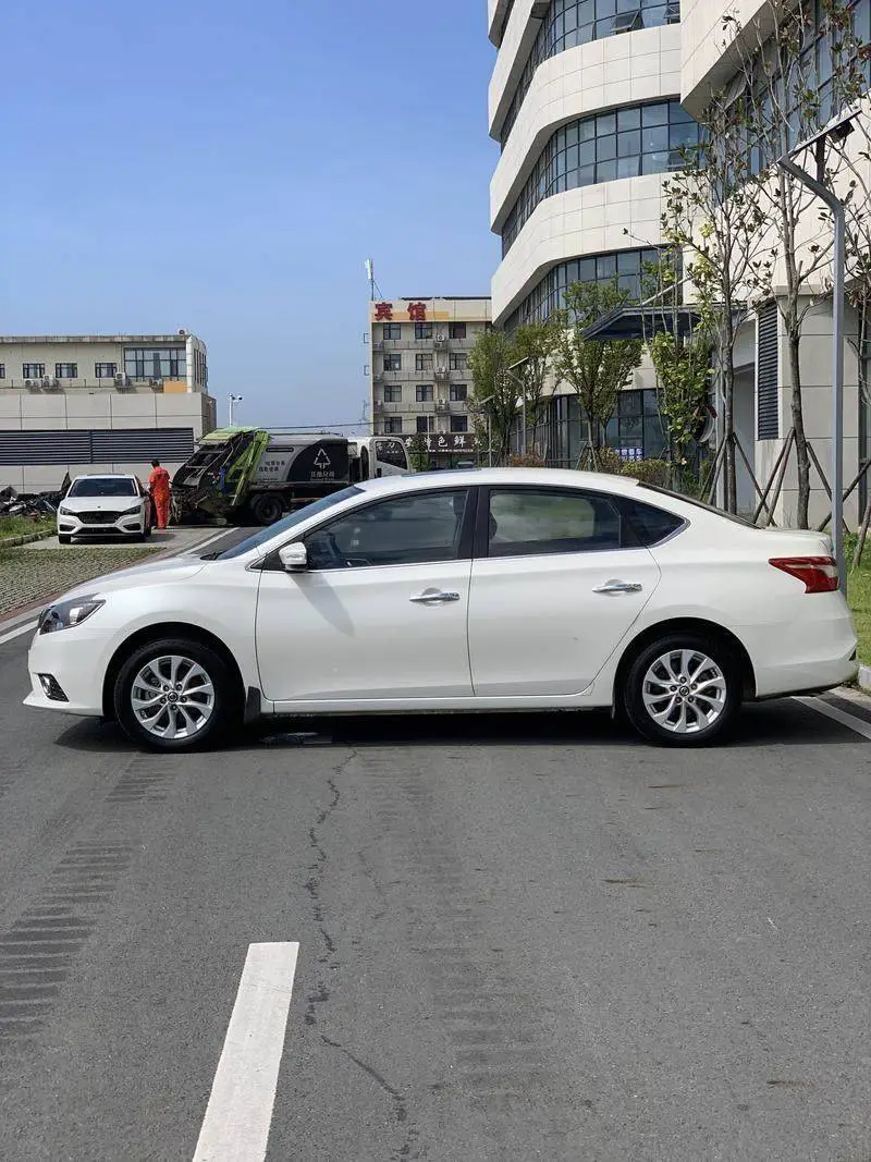 Sylphy 2019 1.6XV CVT Intelligent Link Premium Edition National VI — 4