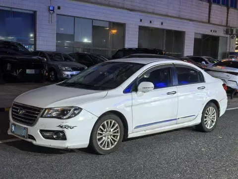 Great Wall C50 2014 upgraded version 1.5T manual fashion model