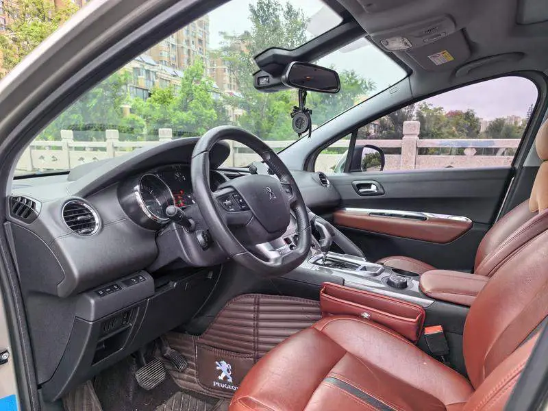 Peugeot 3008 2016 1.6THP Automatic Premium Edition — 17