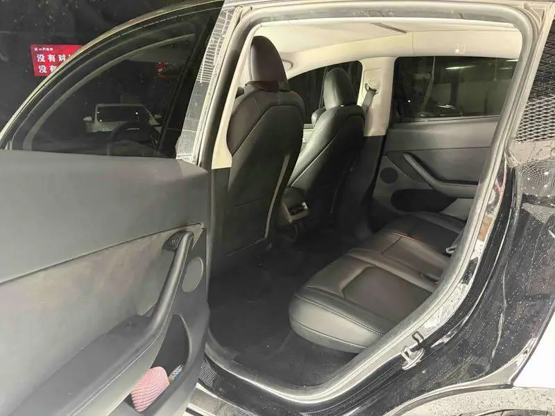 Model Y 2022 rear-wheel drive version — 8