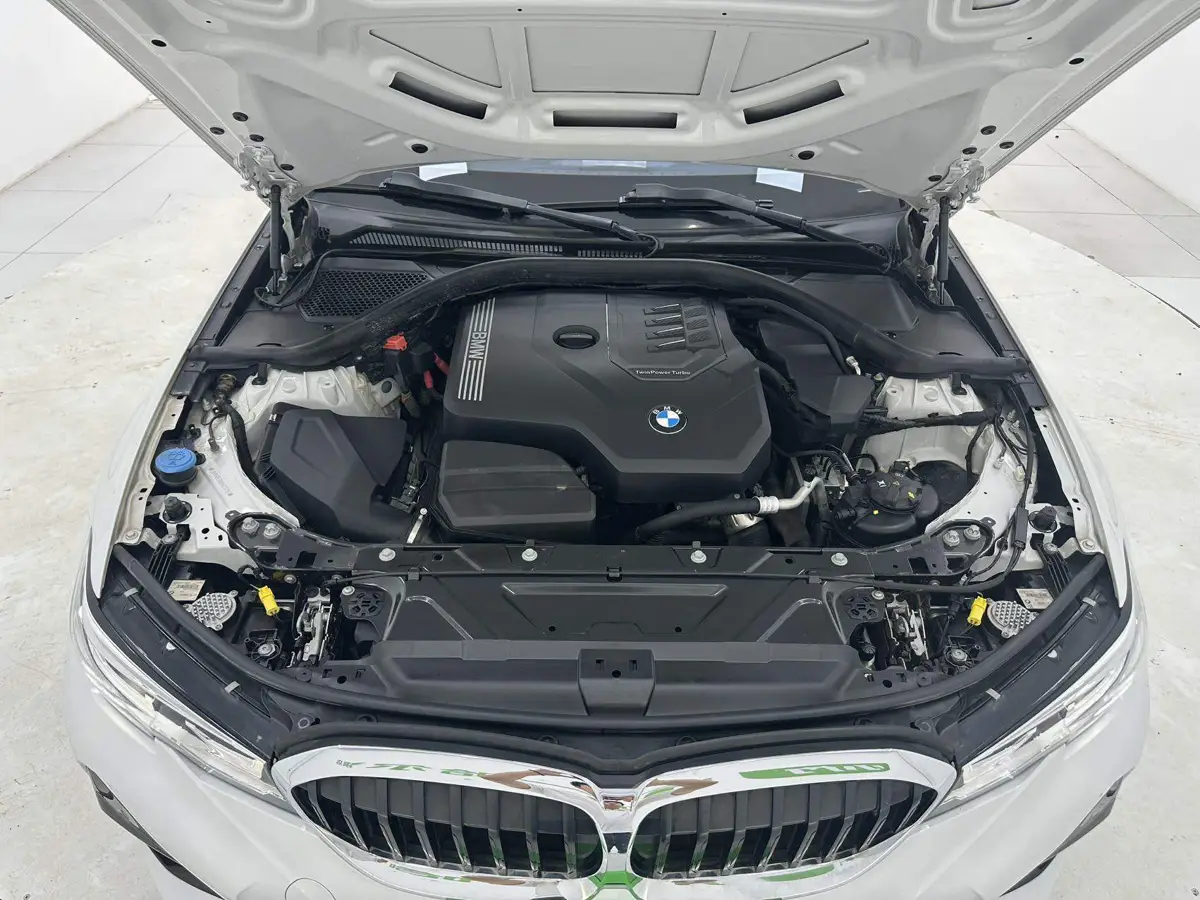 BMW 3 Series 2022 320Li M Sport Package — 16