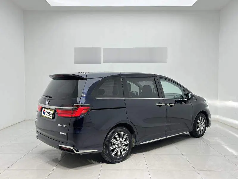 Odyssey 2024 2.0L e:HEV Sharp Enjoy Edition — 6