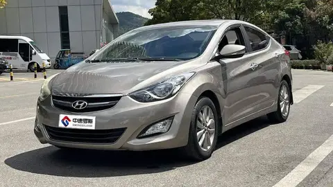 Elantra 2012 1.6L Manual Leading Model