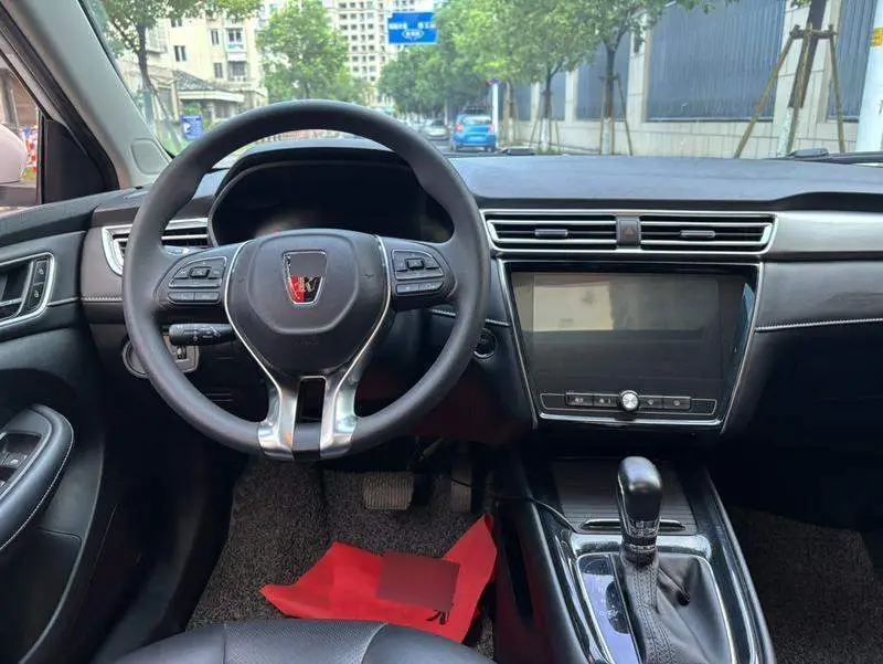 Roewe i5 2021 1.5L CVT Platinum Edition — 10