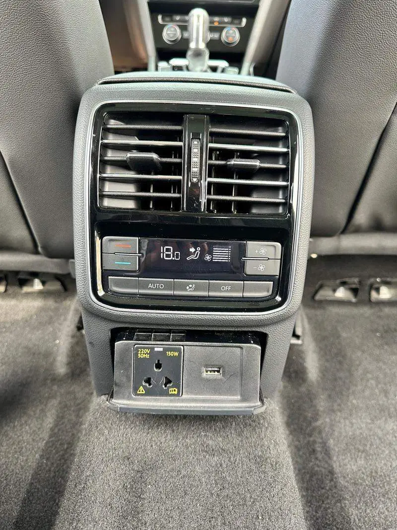Magotan 2018 330TSI DSG Premium Edition — 8