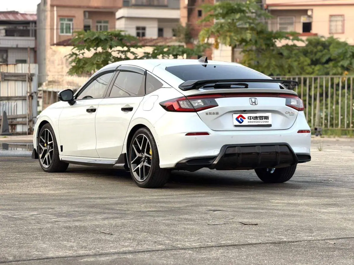 Civic 2023 HATCHBACK 2.0L e:HEV Extreme Control Edition — 6