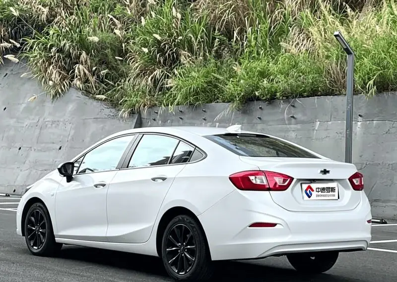 Cruze 2017 1.5L Automatic Xuanfeng Edition — 4