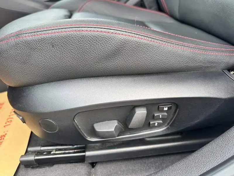 BMW X1 2013 sDrive20i Sports Design Package — 20