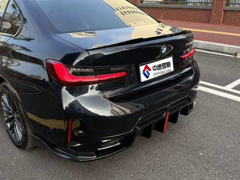 BMW 3 Series 2023 330Li M Sport Night Edition — 8