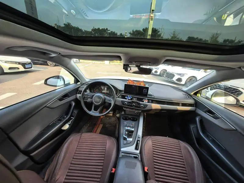 Audi A4L 2019 40 TFSI Progressive National VI — 18
