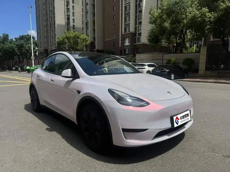 Model Y 2023 rear-wheel drive version — 3