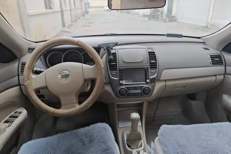 Sylphy 2016 Classic 1.6XE Manual Comfort Edition — 14