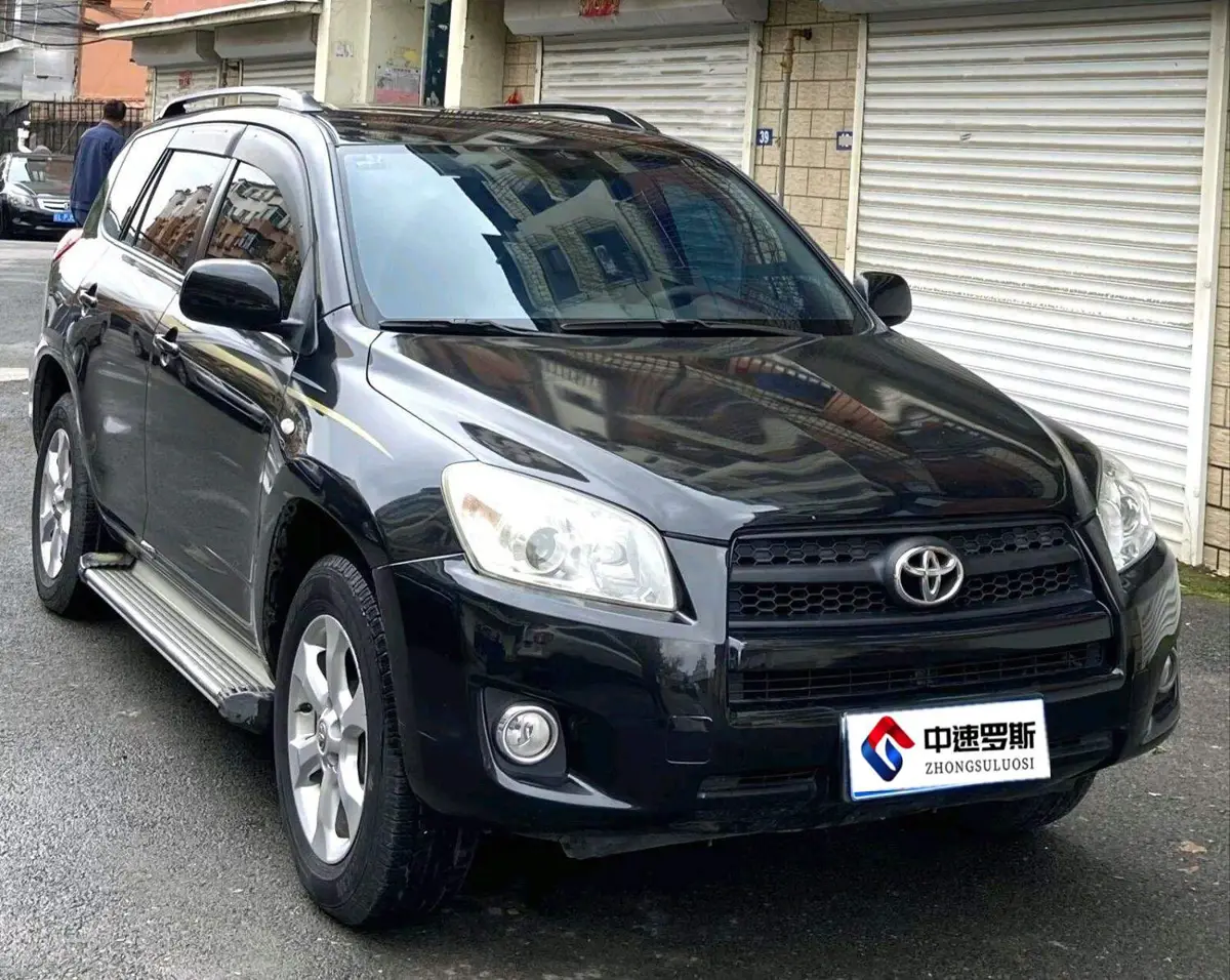 RAV4 Rongfang 2011 2.0L Automatic Classic Edition — 3