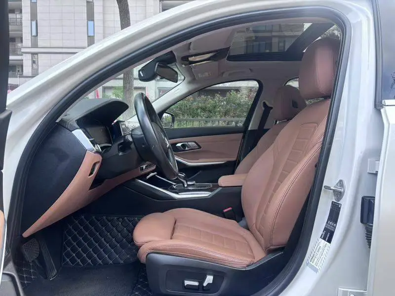 BMW 3 Series 2020 facelift 325Li M Sport Package — 13