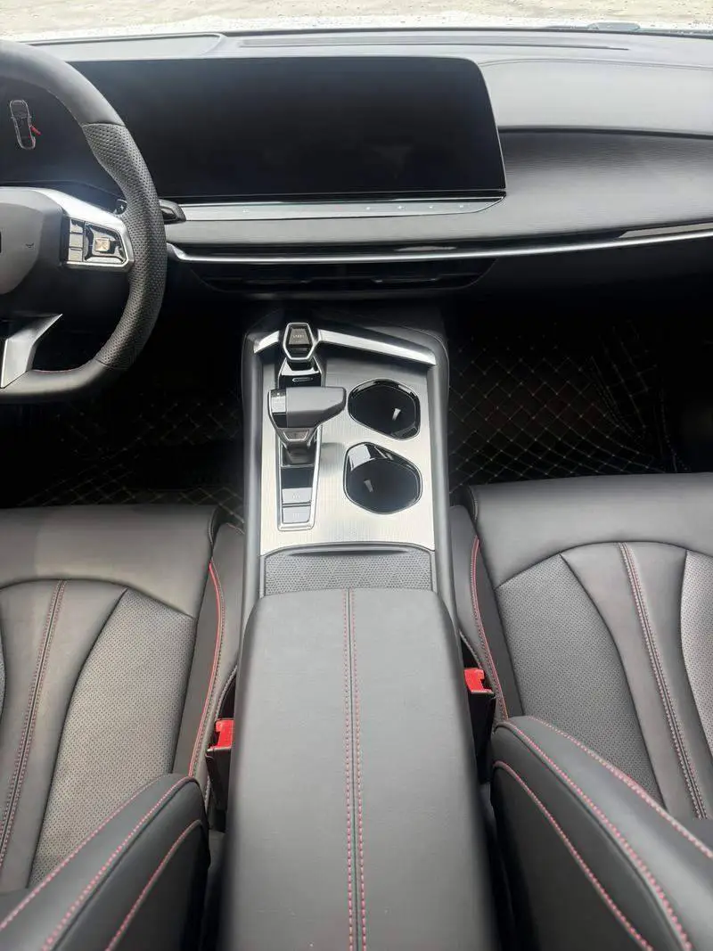 MG7 2023 1.5T DCT Elegant Edition — 7