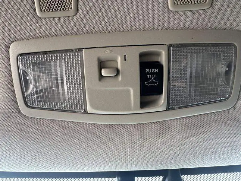 Outlander 2021 Model 2.0L 2WD Enjoy Edition 5 Seaters — 9
