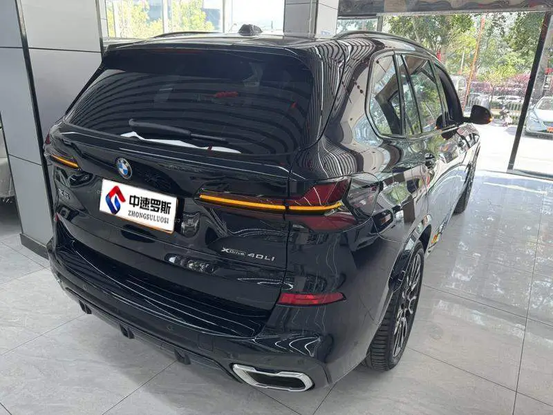 BMW X5 2025 xDrive 40Li M Sport Night Package — 6