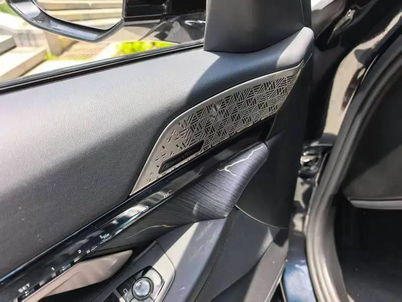 BMW 5 Series 2024 530Li Premium M Sport Package — 9