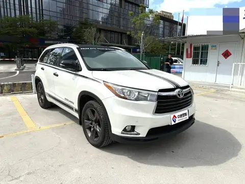 Highlander 2017 2.0T 4WD Luxury Navigation Edition 7 Seaters