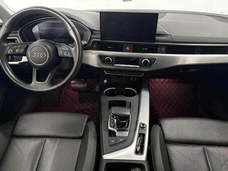 Audi A4L 2020 40 TFSI Luxury Dynamic Edition — 9