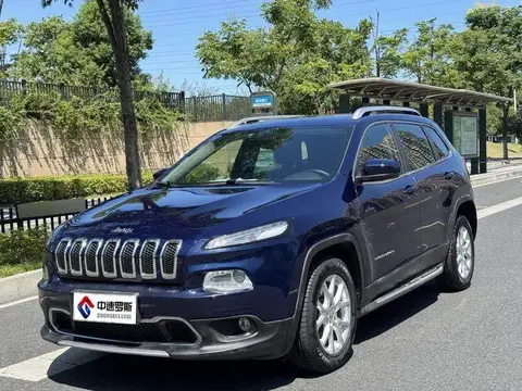 Free Light 2017 2.0L Superior Edition