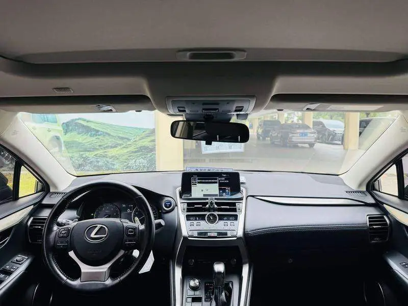 Lexus NX 2020 300h Front Drive Edition National VI — 7