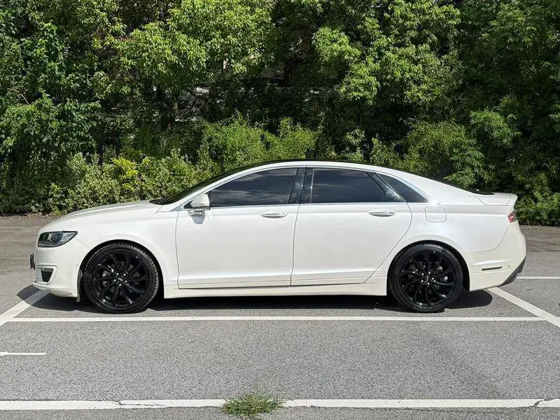 Lincoln MKZ 2020 2.0T MONO Limited Edition MONO WHITE — 4